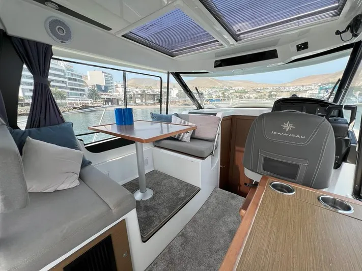 Marea Yacht Photos Pics Jeanneau Merry Fisher