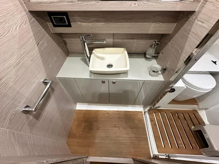 Xenos Yacht Photos Pics Sacs Rebel 47