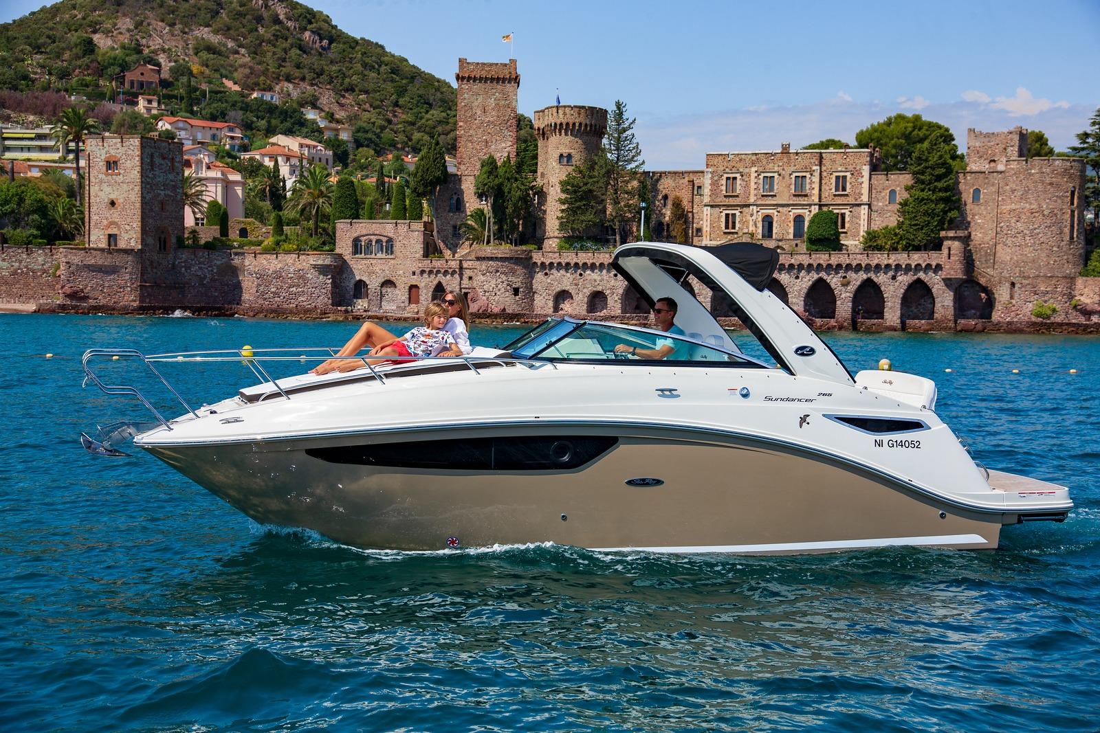 2023 Sea Ray 265 Sundancer