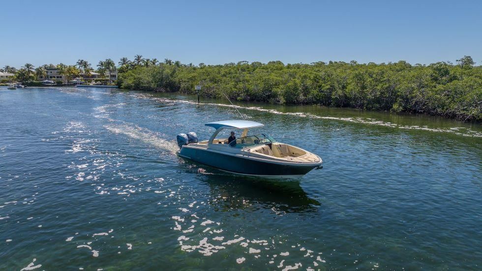 2019 Chris-Craft Launch 35 GT OB