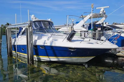 Regal 3760 Sportyacht