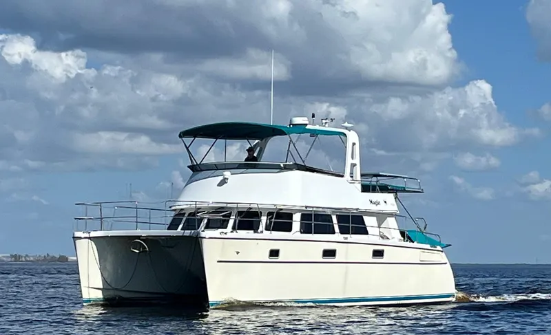 Magic Yacht Photos Pics 