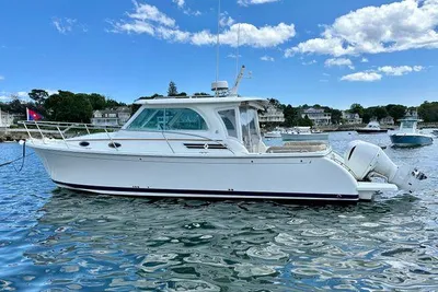 Back Cove 34O