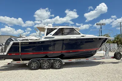 Cutwater C-288 Coupe
