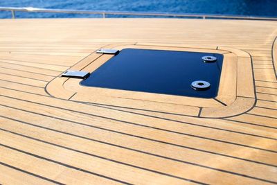 Yacht