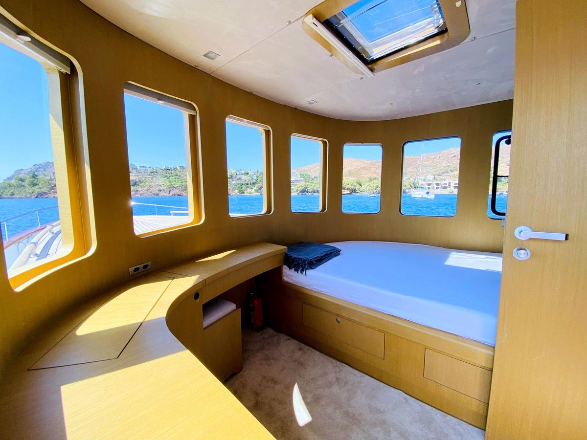 2014 Ada Yacht 68 