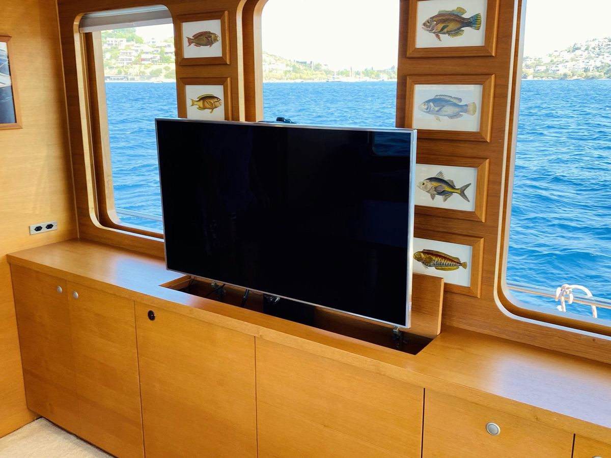 2014 Ada Yacht 68 