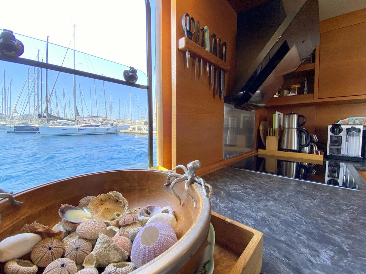2014 Ada Yacht 68 