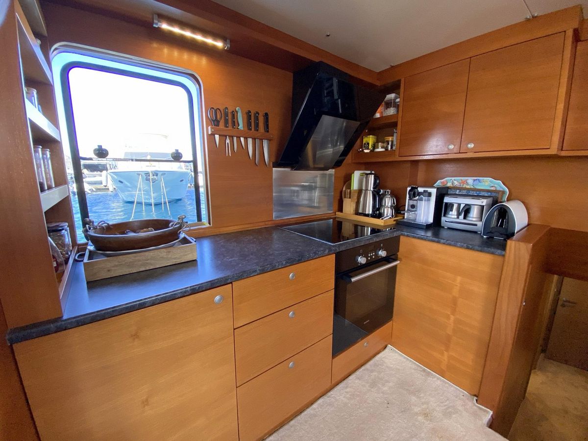 2014 Ada Yacht 68 