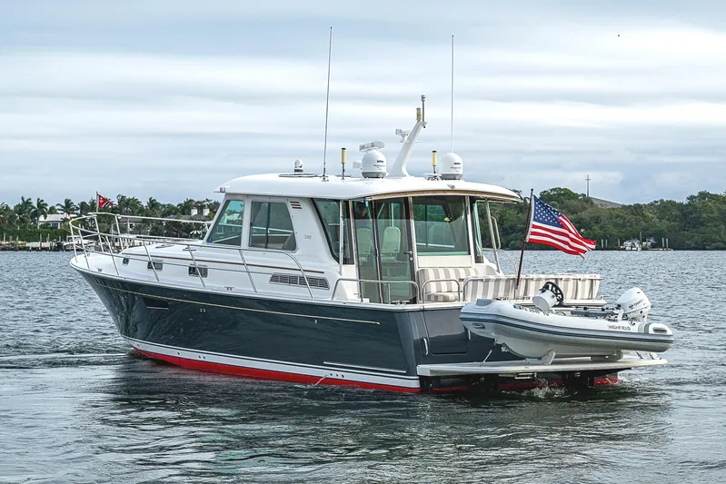 Aries Yacht Photos Pics 