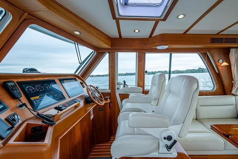 Aries Yacht Photos Pics 