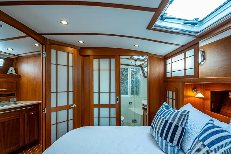 Aries Yacht Photos Pics 