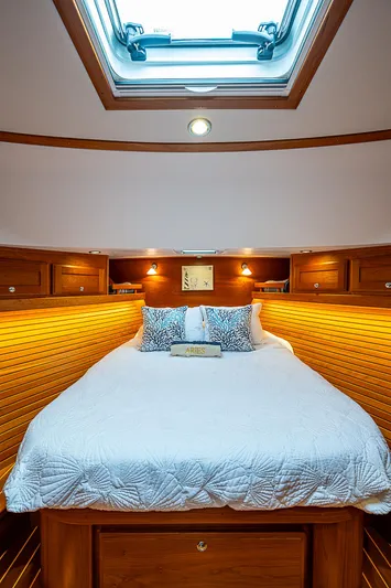 Aries Yacht Photos Pics 