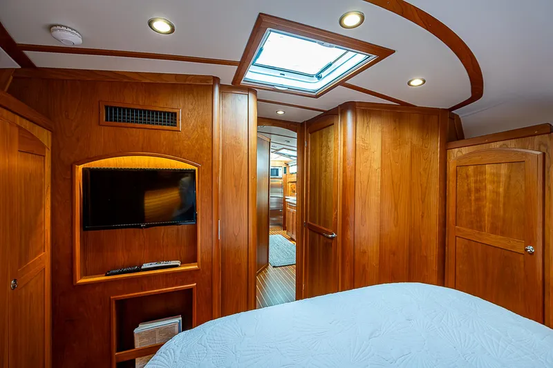 Aries Yacht Photos Pics 