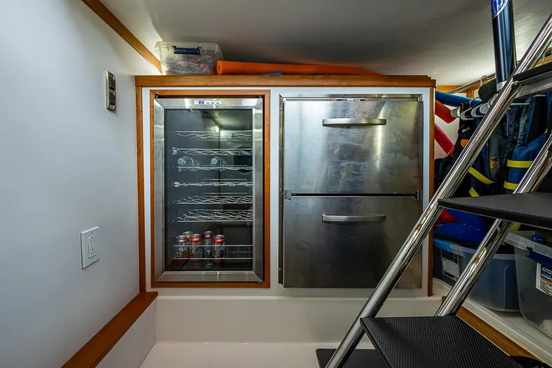 Aries Yacht Photos Pics 