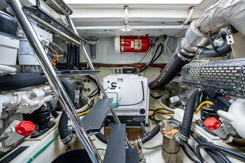 Aries Yacht Photos Pics 