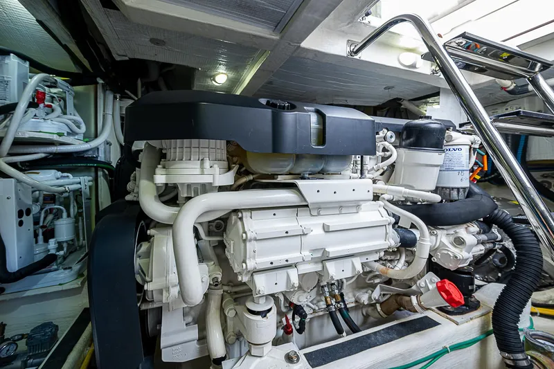 Aries Yacht Photos Pics 