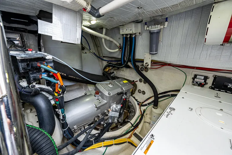 Aries Yacht Photos Pics 