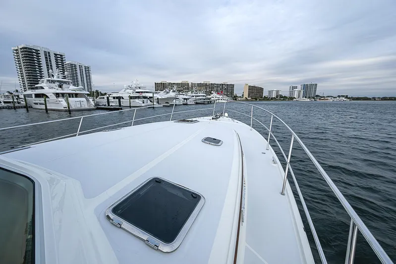 Aries Yacht Photos Pics 