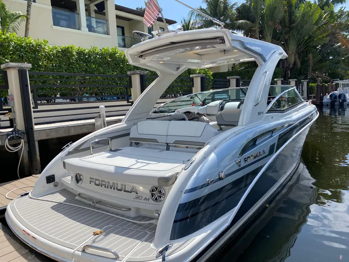 Lady Bird 2 Yacht Photos Pics 