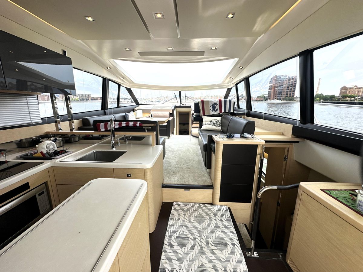 2017 Prestige 50 