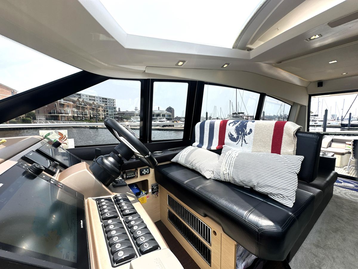 2017 Prestige 50 