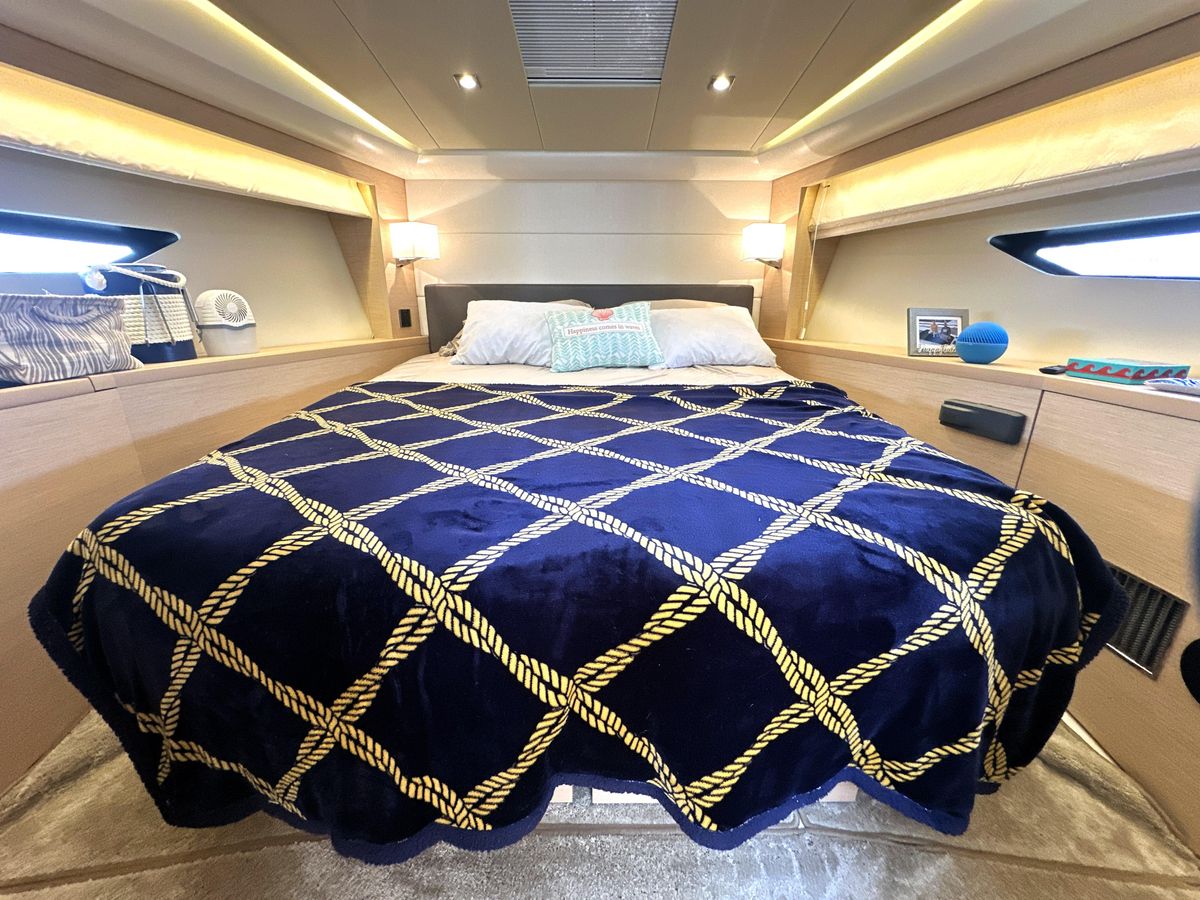 2017 Prestige 50 