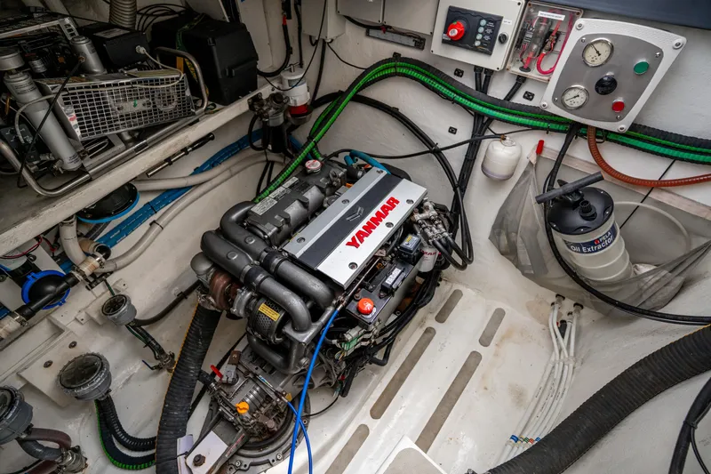 Walkabout Yacht Photos Pics 