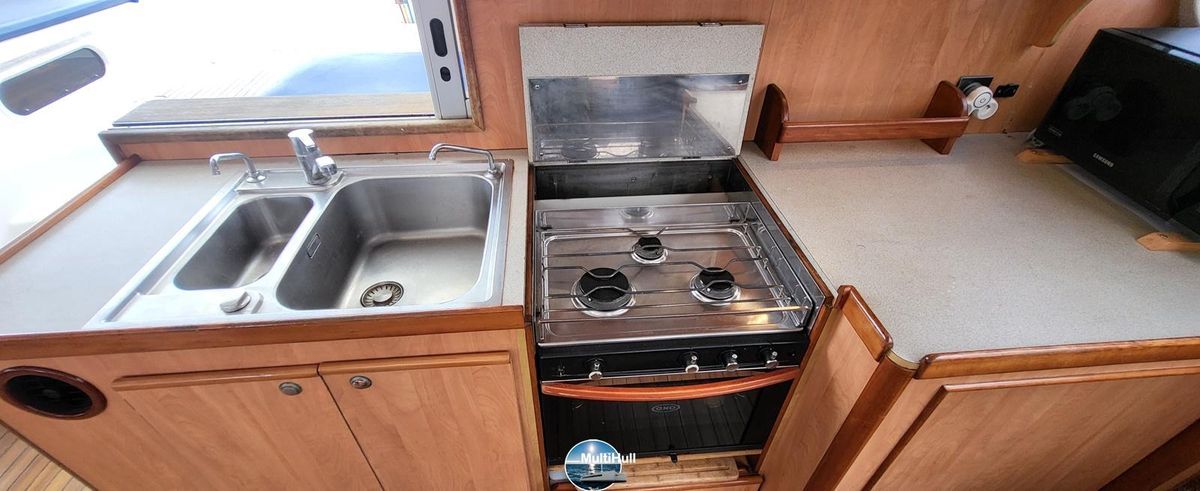 2005 Catana 42 