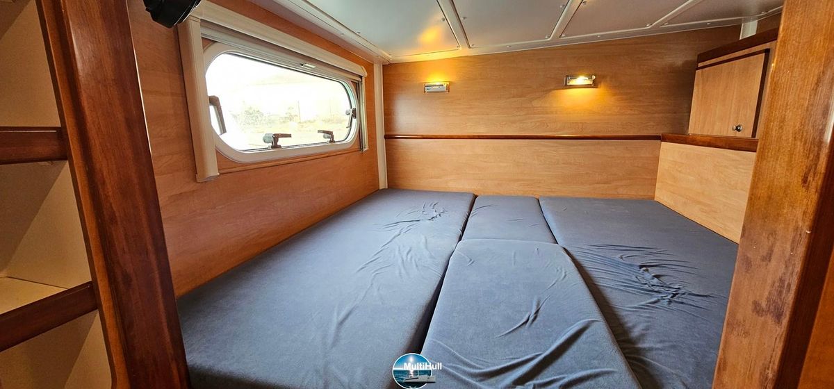2005 Catana 42 