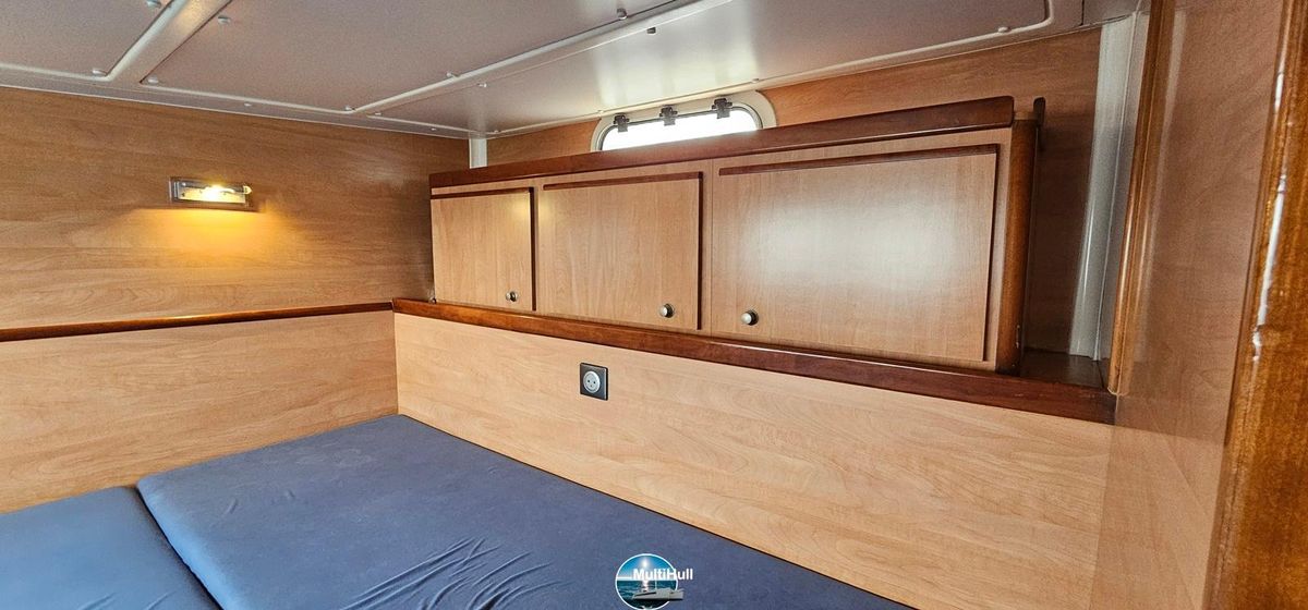 2005 Catana 42 