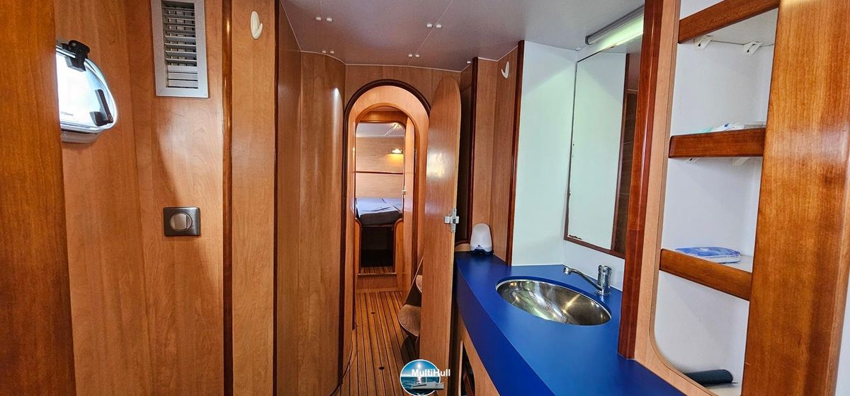 2005 Catana 42 