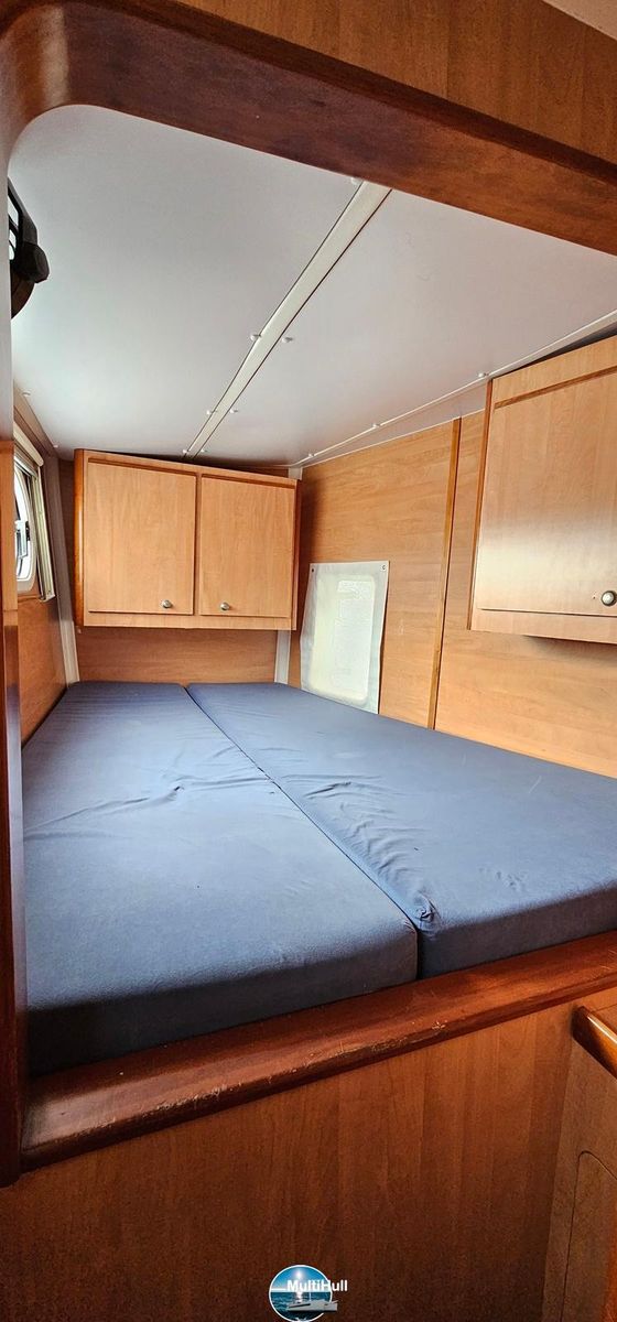 2005 Catana 42 