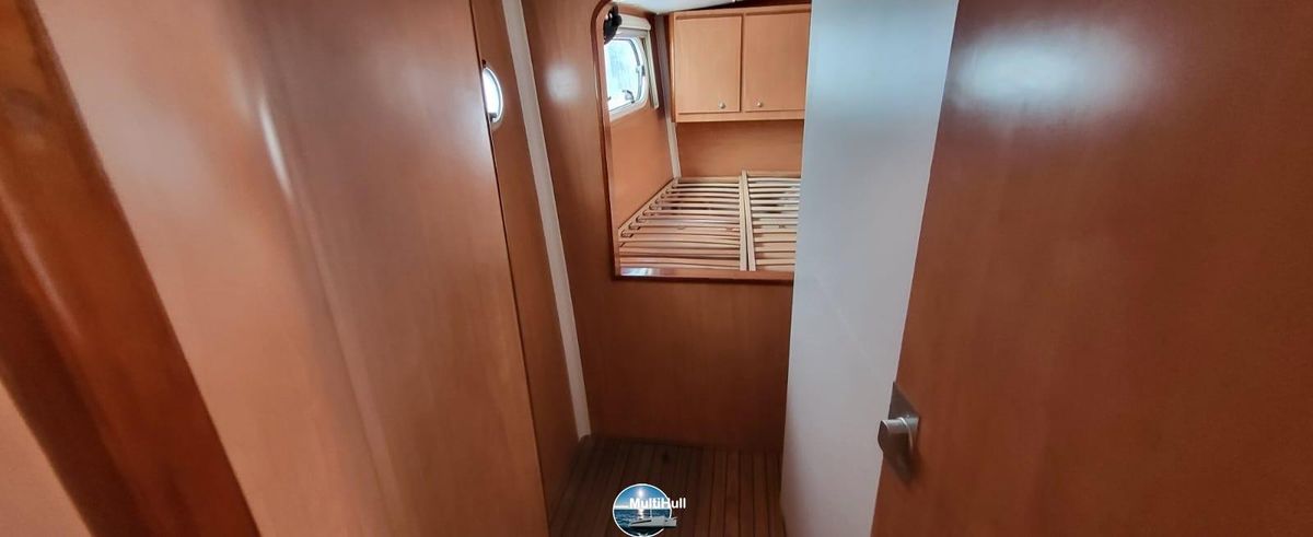 2005 Catana 42 