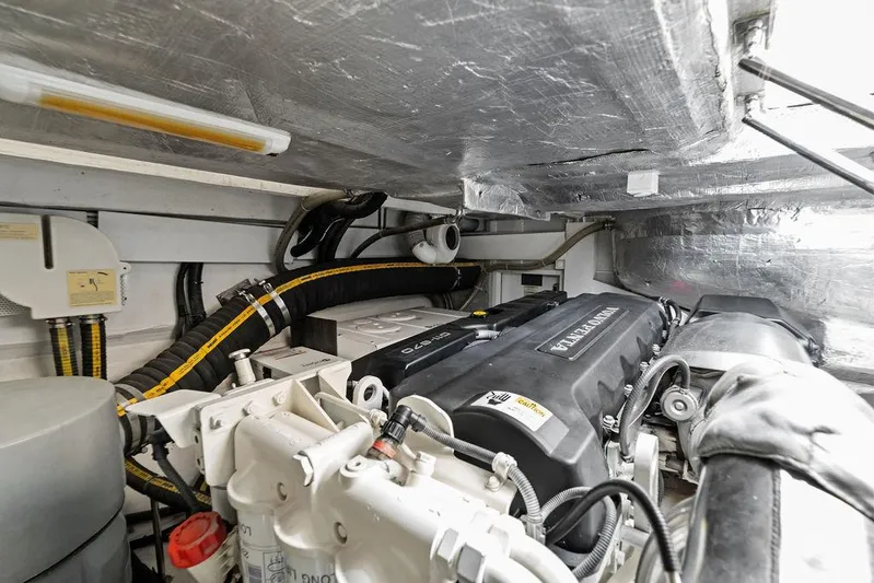 Sea Whisperer Yacht Photos Pics 