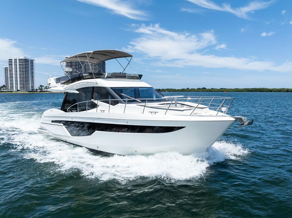 2019 Galeon 500 Fly
