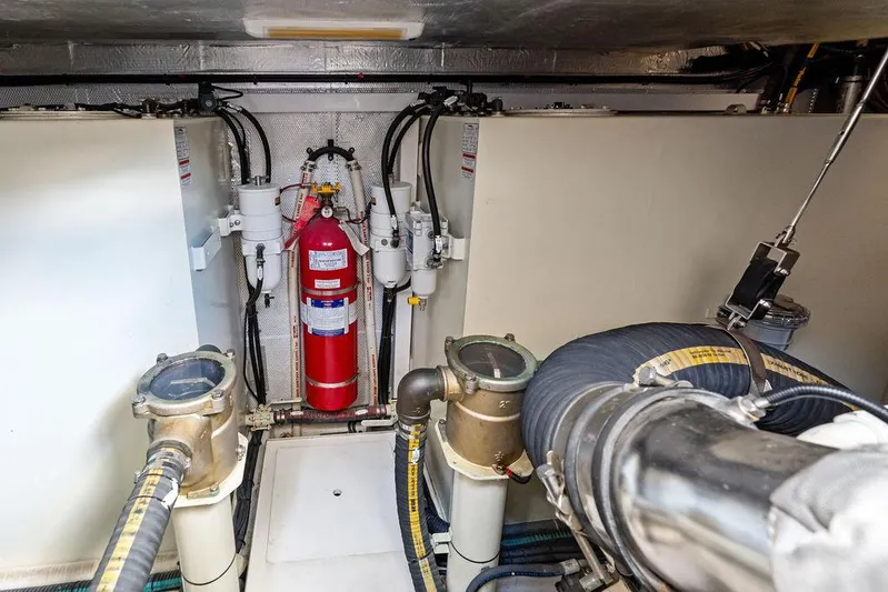 Sea Whisperer Yacht Photos Pics 