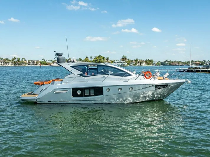Namaste Yacht Photos Pics 
