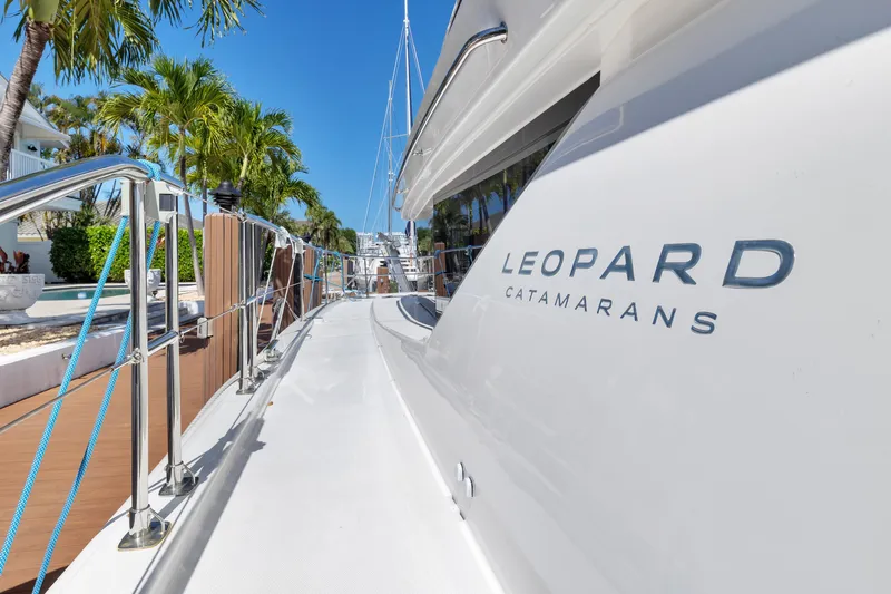  Yacht Photos Pics Catamaran Brokerage Leopard Catamarans 46PC