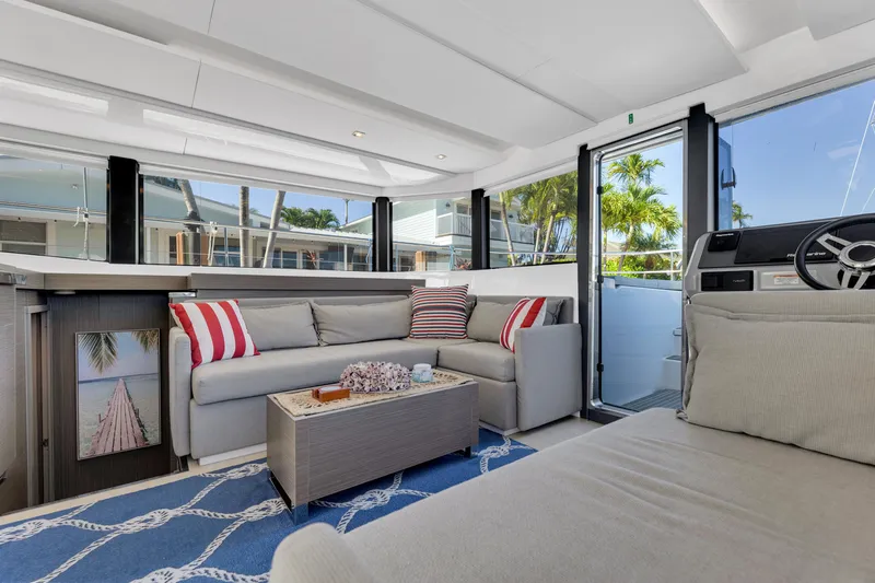  Yacht Photos Pics Leopard 46PC