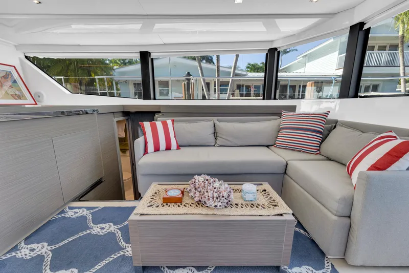  Yacht Photos Pics Leopard 46PC