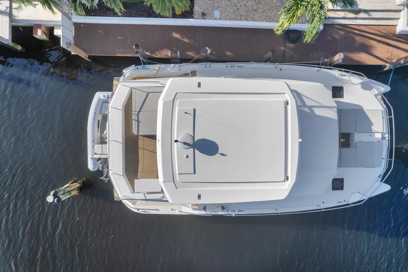  Yacht Photos Pics Leopard 46PC