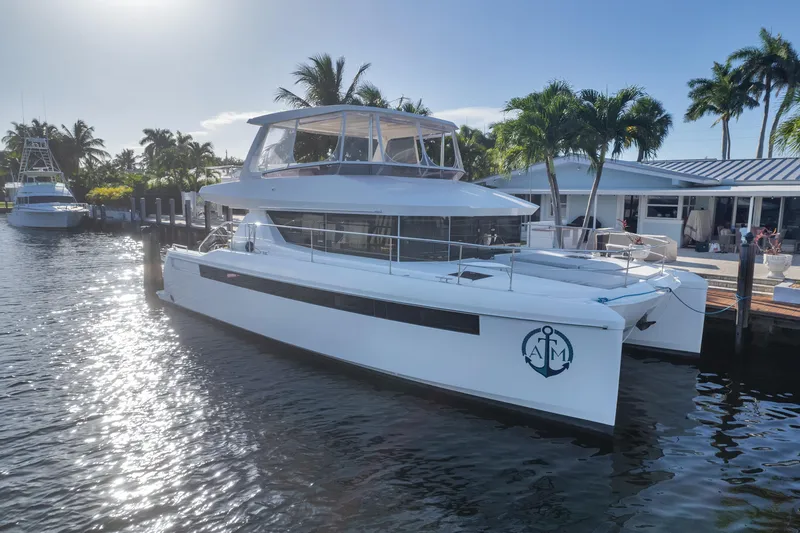  Yacht Photos Pics Leopard 46PC