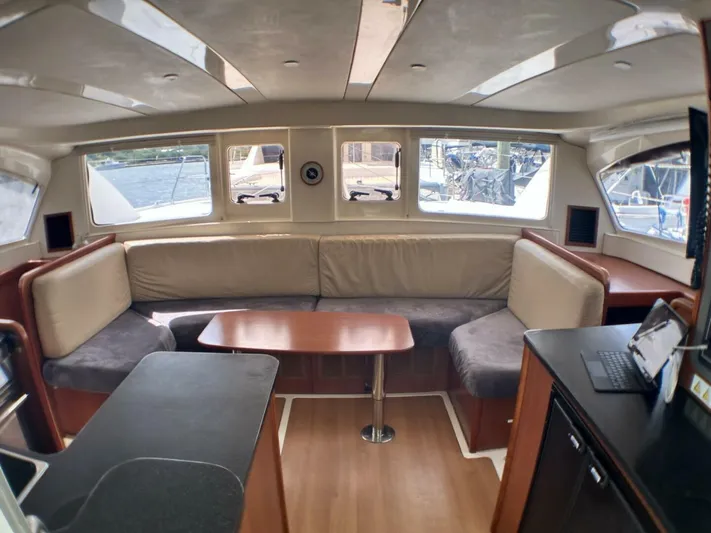 Ms Kitty Yacht Photos Pics 