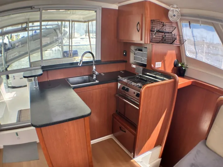 Ms Kitty Yacht Photos Pics 