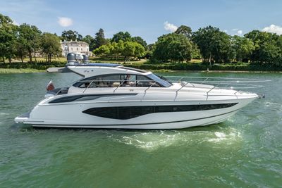 2018 Princess V50