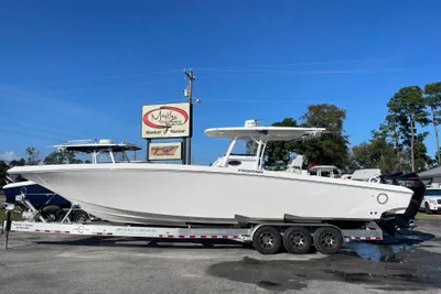 Fountain 38 Center Console