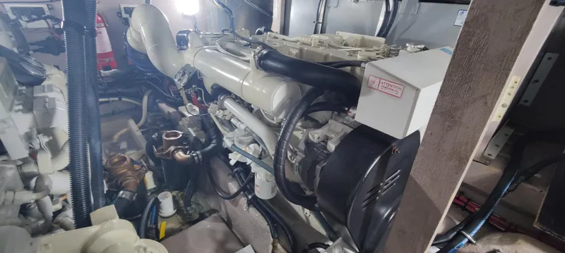 Zoto Yacht Photos Pics 