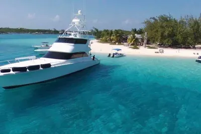 2008 Viking 74 Enclosed Bridge