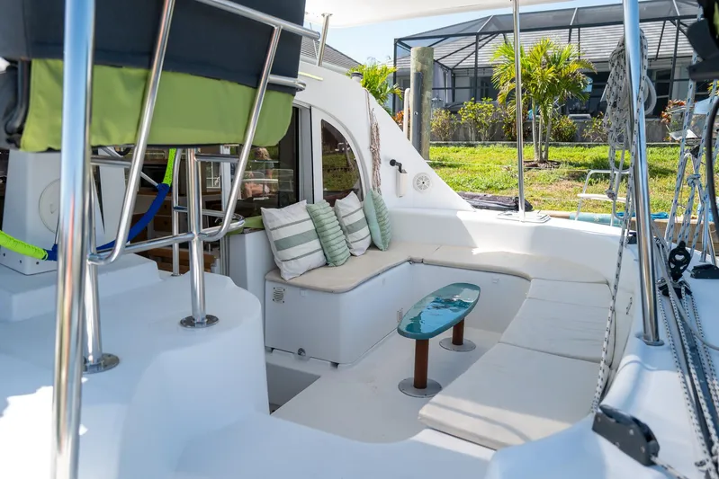 Reboot Yacht Photos Pics 